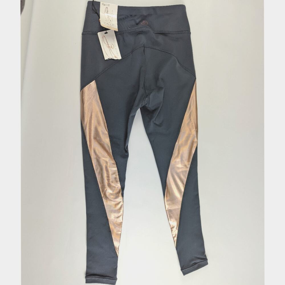 Calia by Carrie Underwood Limited Edition Tight Fit Leggings New XS